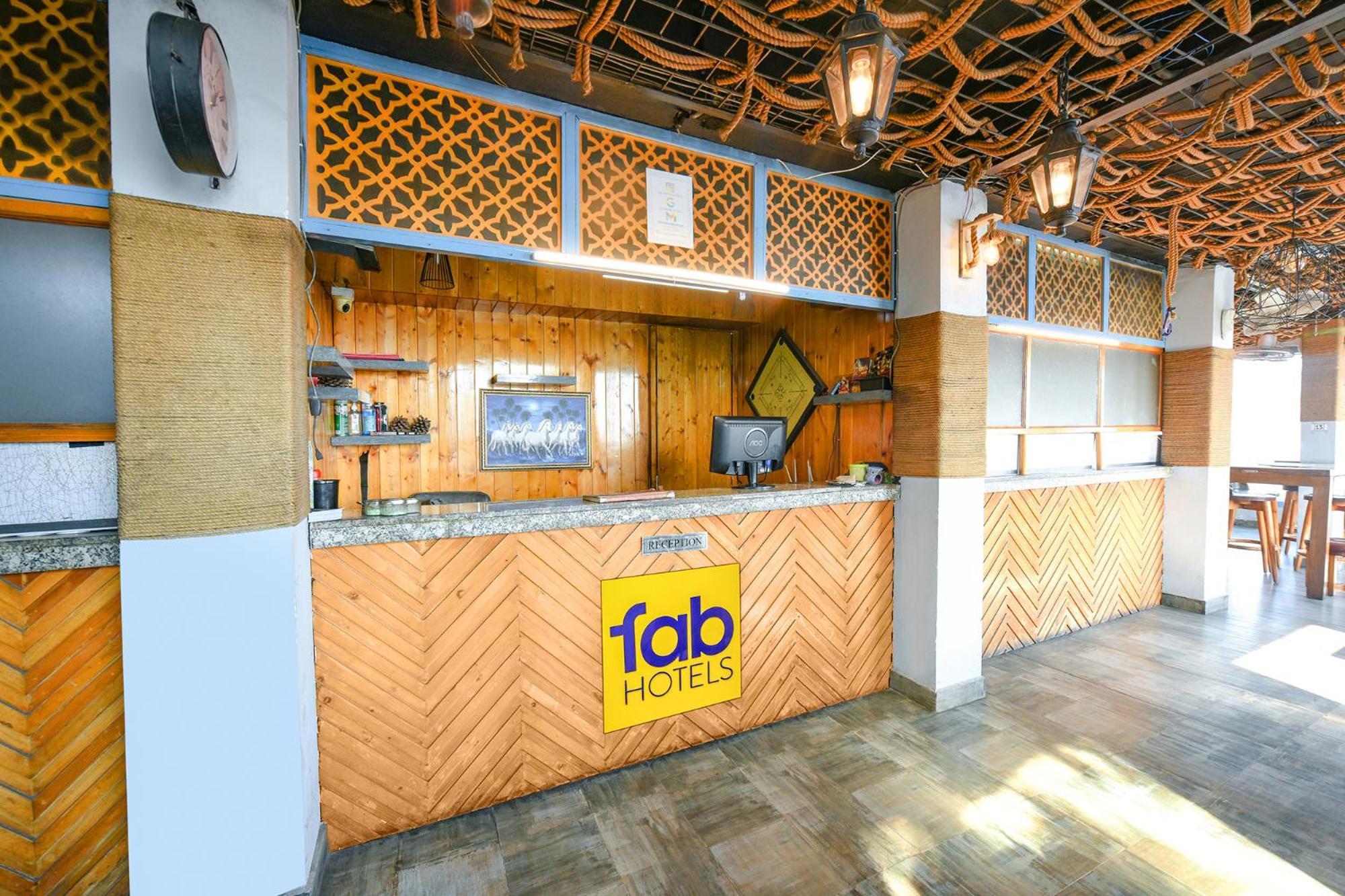 Fabhotel Kgf Dharampur  Buitenkant foto